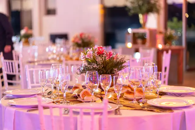 Montaje de mesa para novios 08