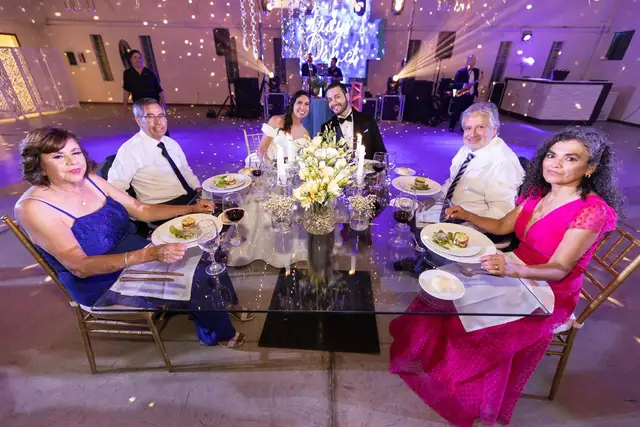 Montaje de mesa para novios 14