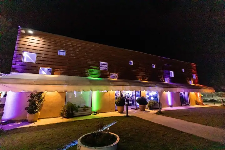 Salón de eventos 30