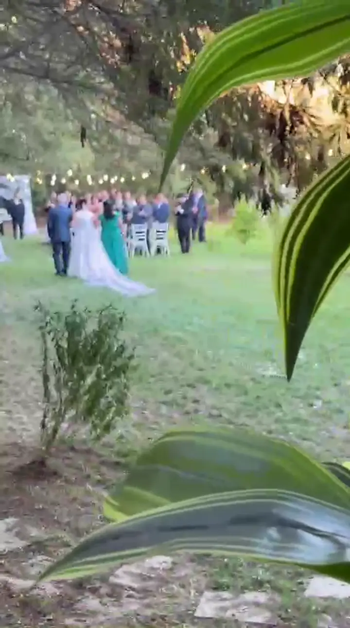 Entrada de la novia a la ceremonia
